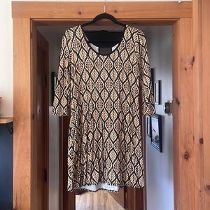 Salaam keyhole dress